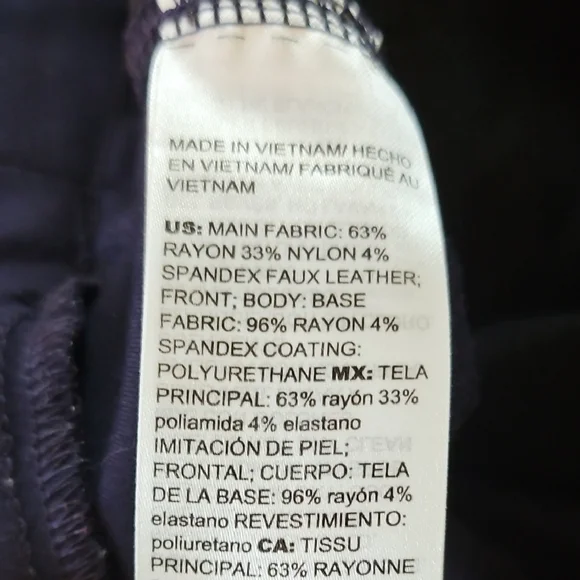 Chico's Faux Leather Front Panel Pants -  Pull On - Picture 5 of 9